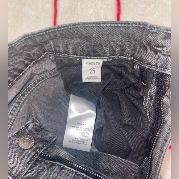 Urban Outfitters BDG Cowboy Jeans: Gray color and size 25 - Picture 2 of 4